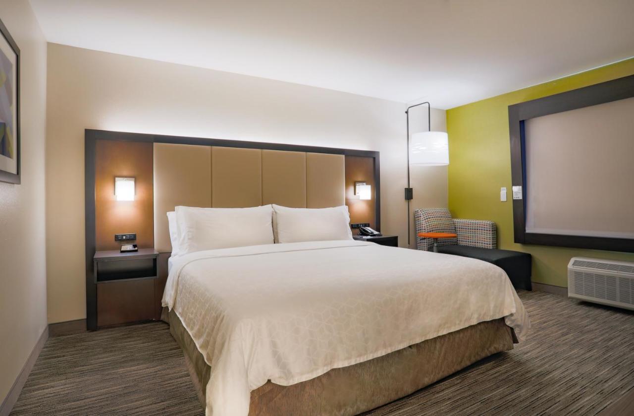 Holiday Inn Express Prescott By Ihg Zewnętrze zdjęcie