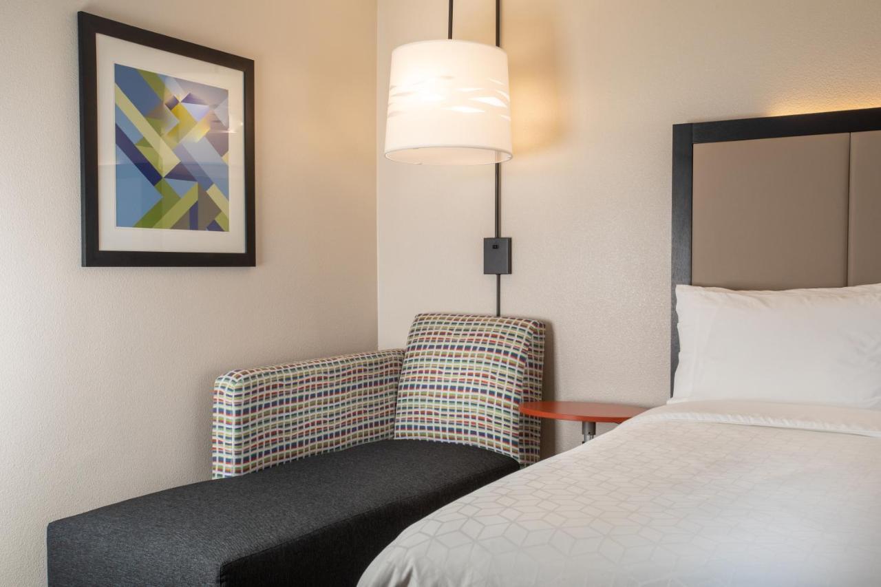 Holiday Inn Express Prescott By Ihg Zewnętrze zdjęcie