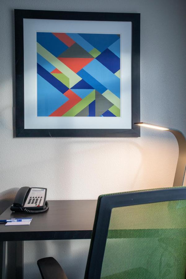 Holiday Inn Express Prescott By Ihg Zewnętrze zdjęcie