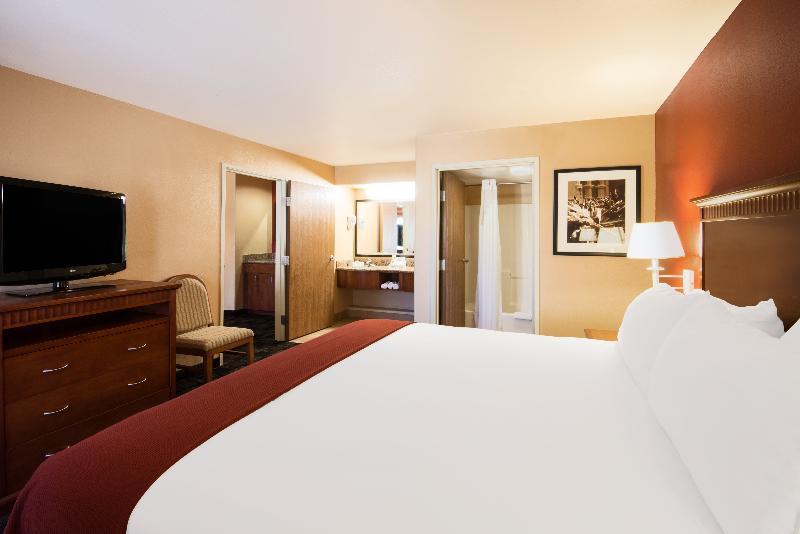 Holiday Inn Express Prescott By Ihg Zewnętrze zdjęcie